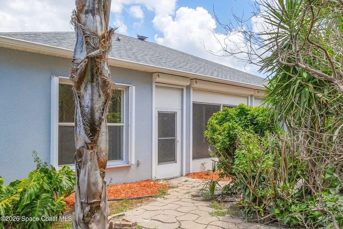 Photo of 1883 Woodfield Circle