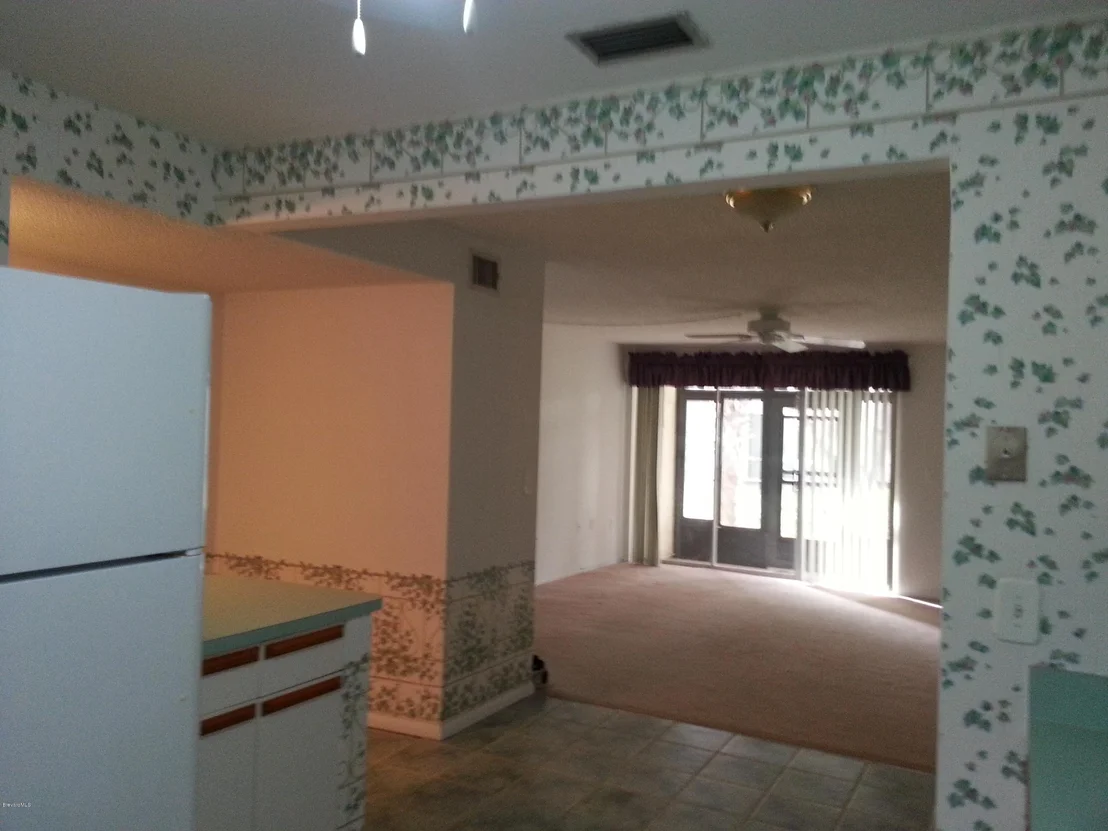 Photo of Unit 5 at 2475 Eagle Drive