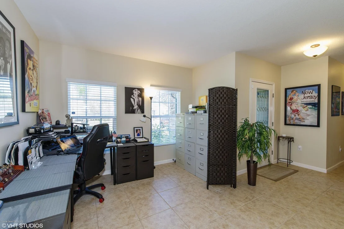 Photo of 520 Trymore Drive SE