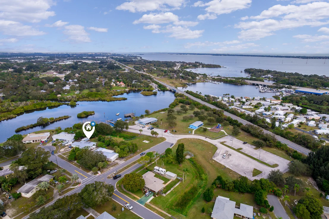 Photo of 2911 Sailfish Street NE