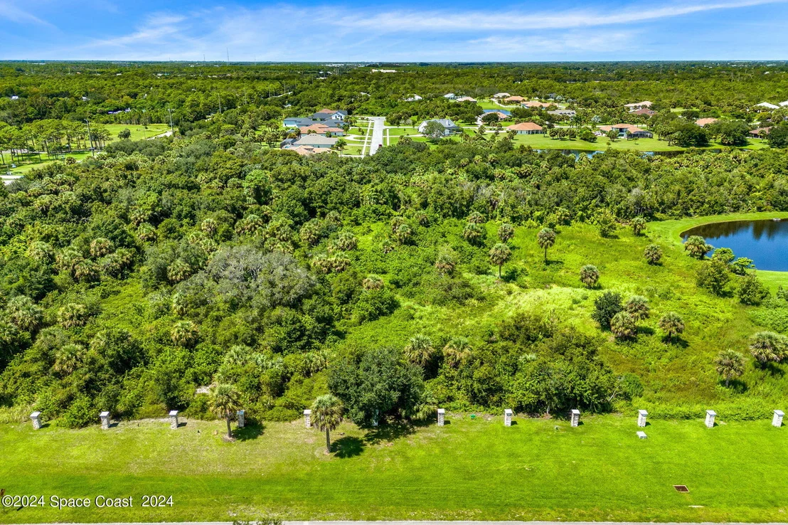 Photo of 1600 Corey Road
