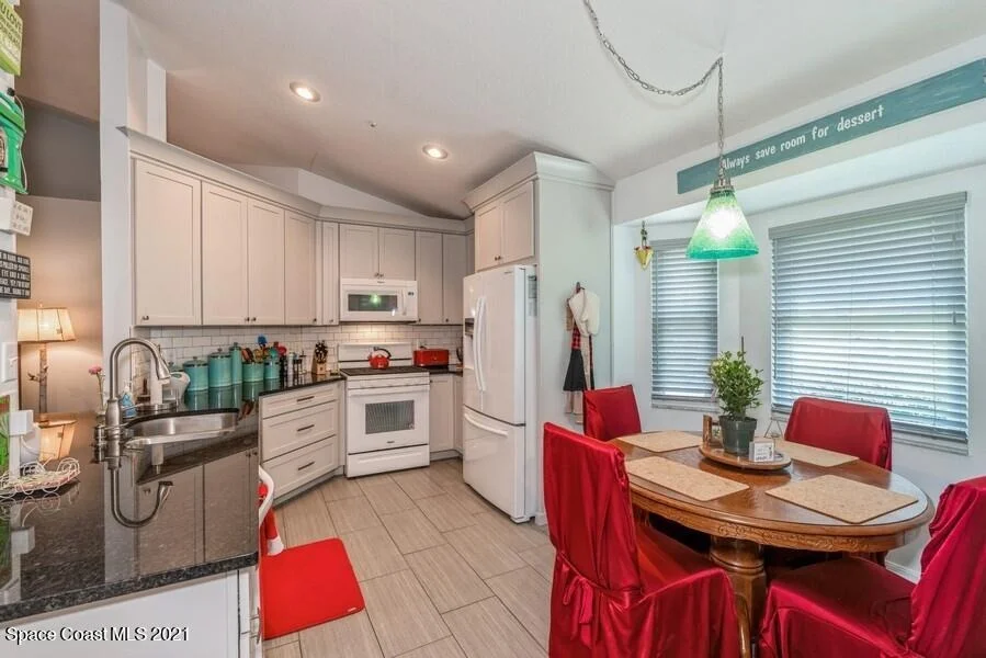 Photo of 811 Topaz Drive