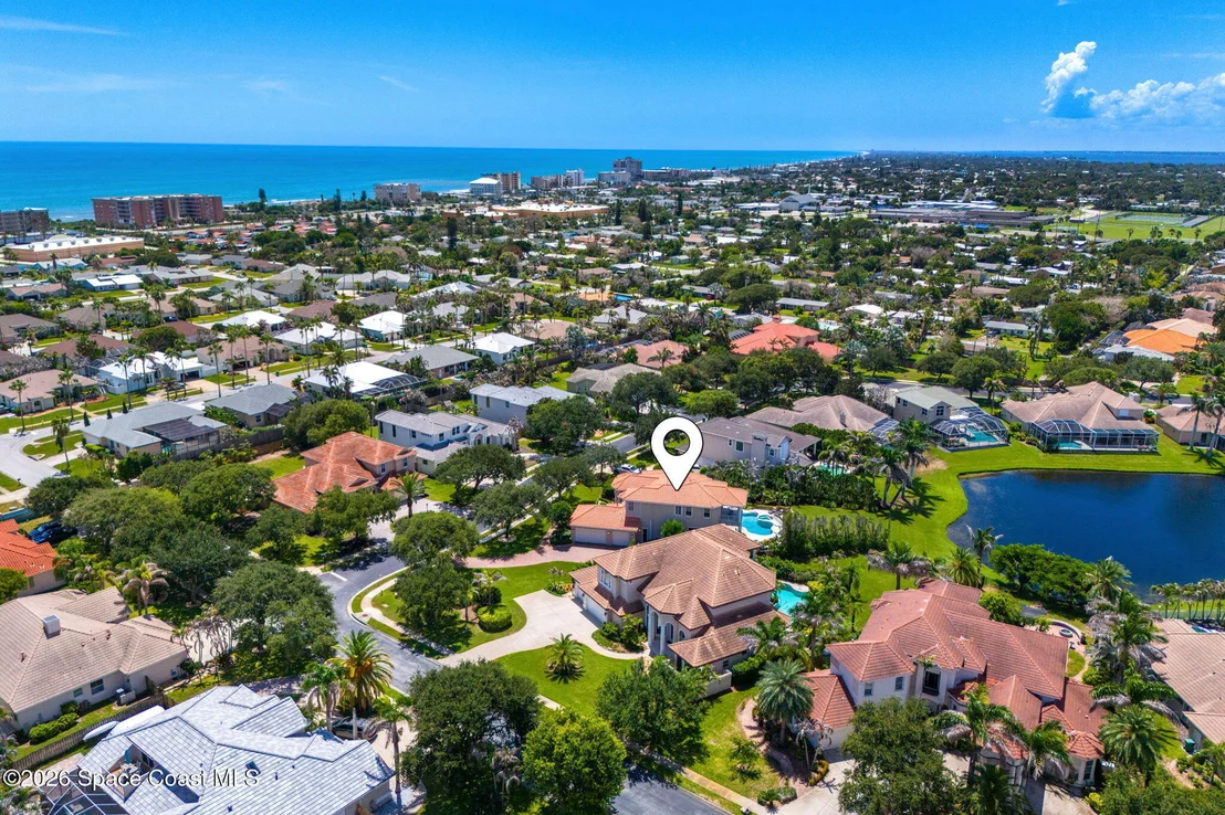 Photo of 242 Flanders Drive