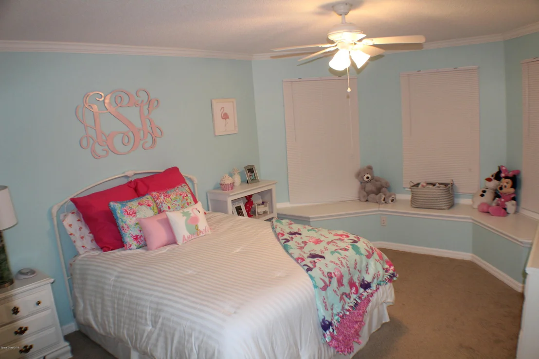 Photo of 8735 Sheridan Road