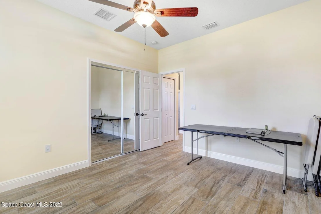 Photo of 335 Pine Boulevard