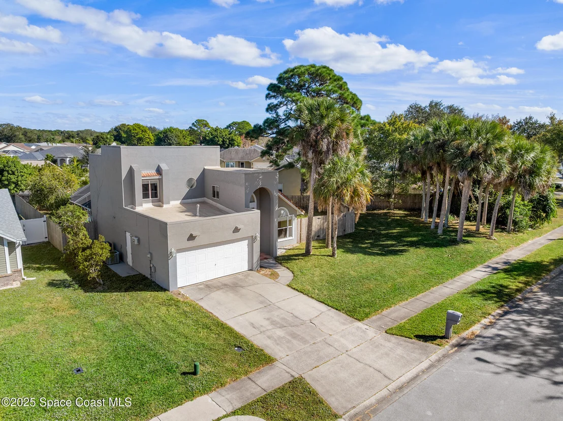Photo of 822 Emerald Way