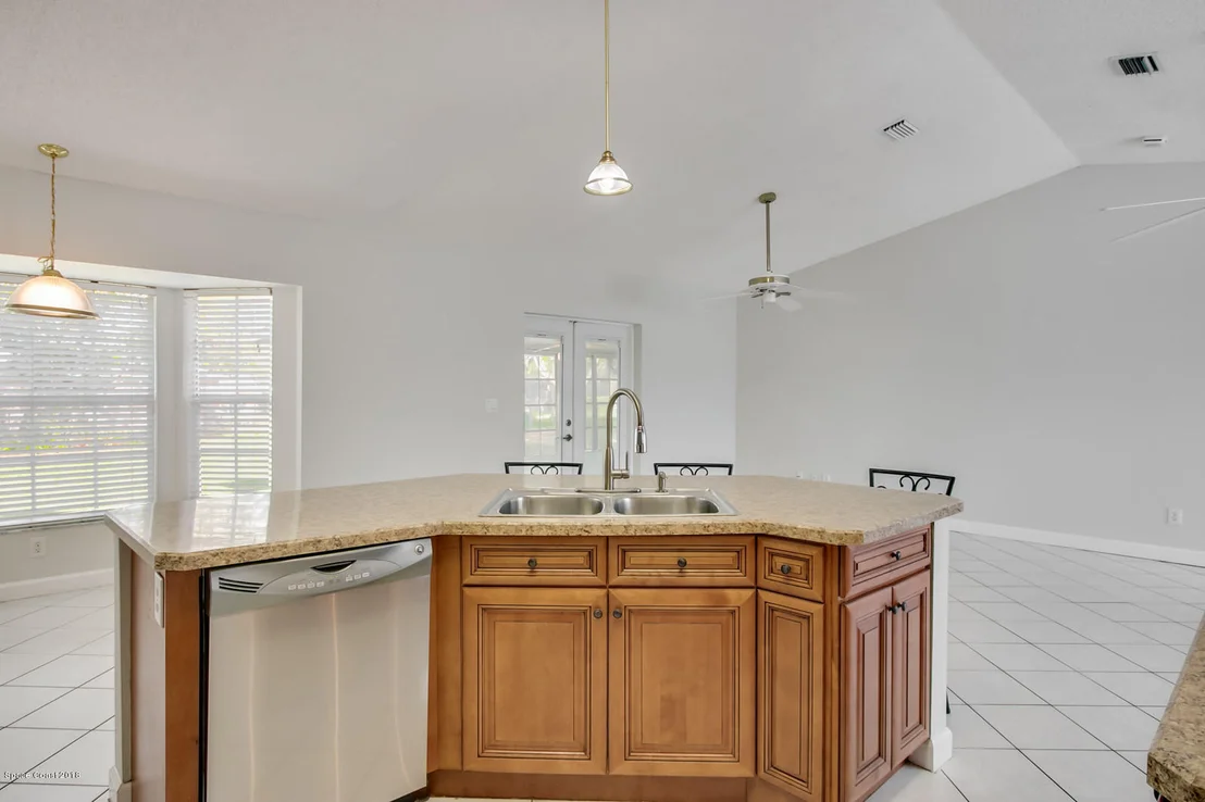 Photo of 4790 Chicago Street