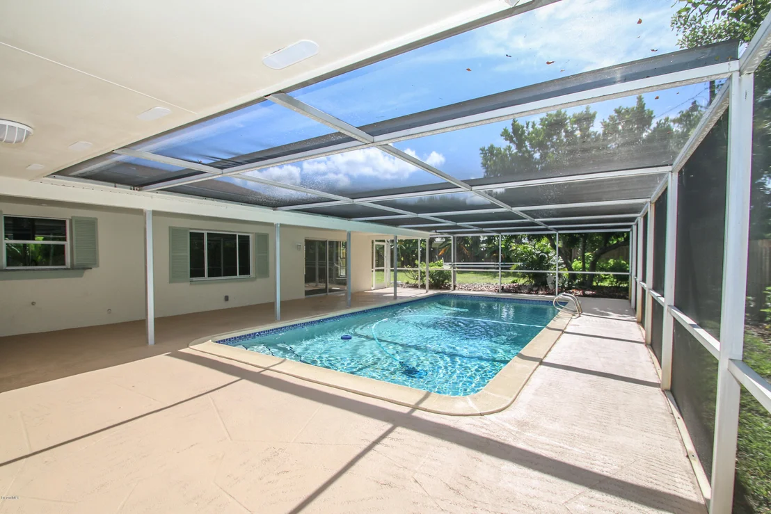 Photo of 465 Seabreeze Drive