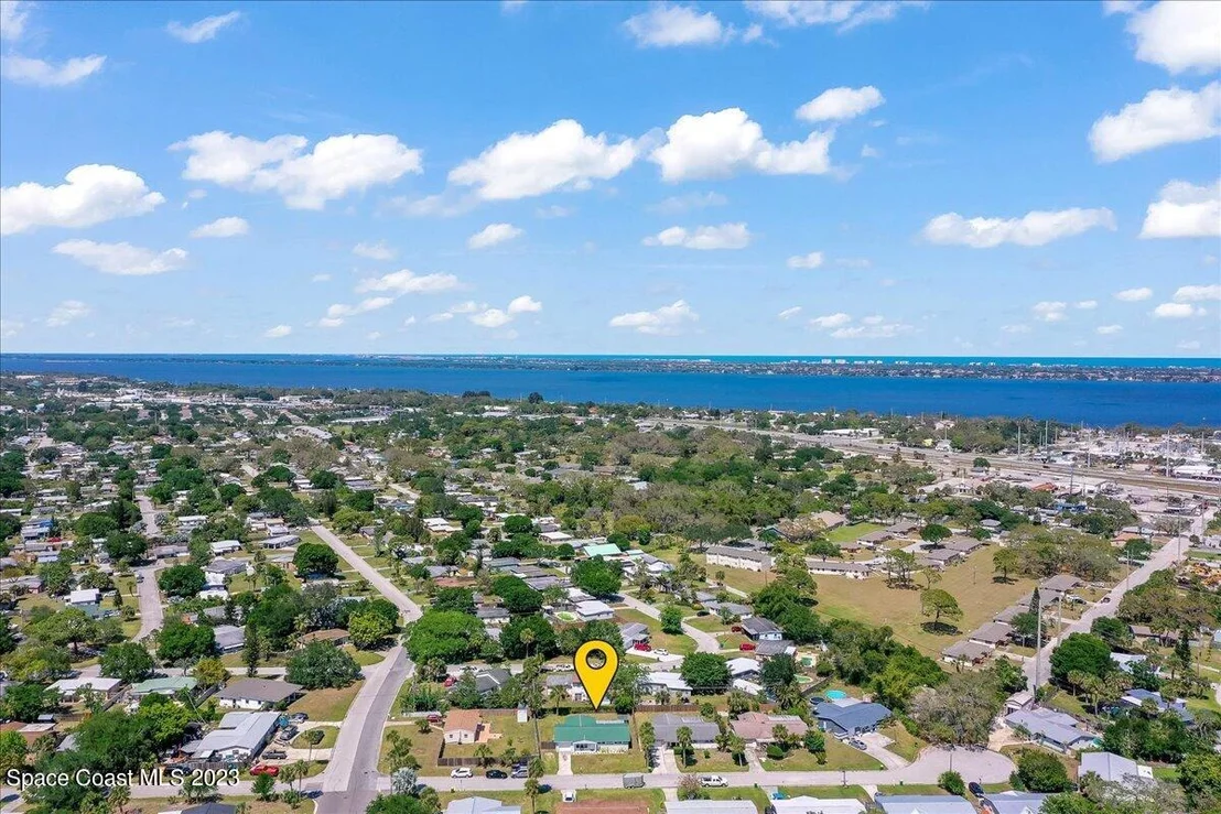 Photo of 1236 Sunwood Drive