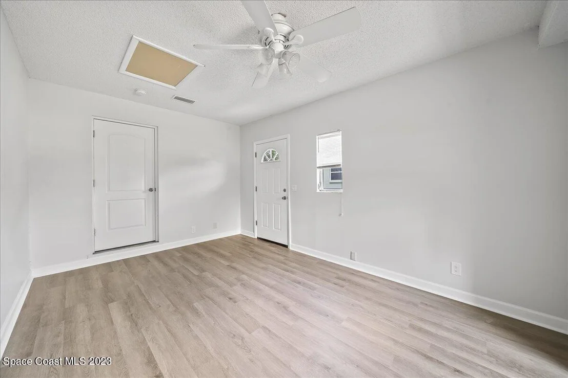 Photo of 1040 Bernice Road