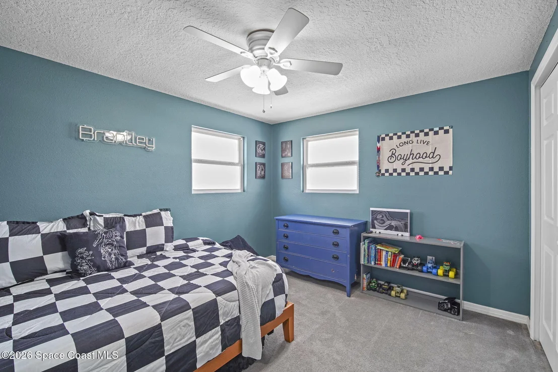 Photo of 4030 Milwaukee Avenue