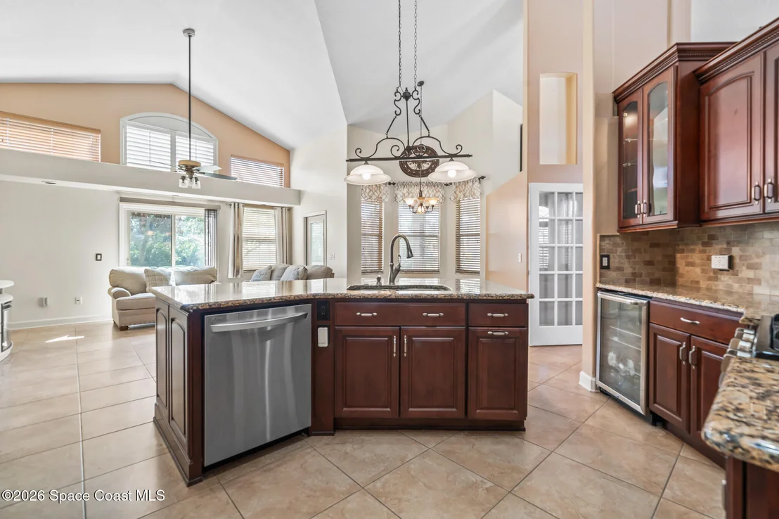 Photo of 751 Lake Drive