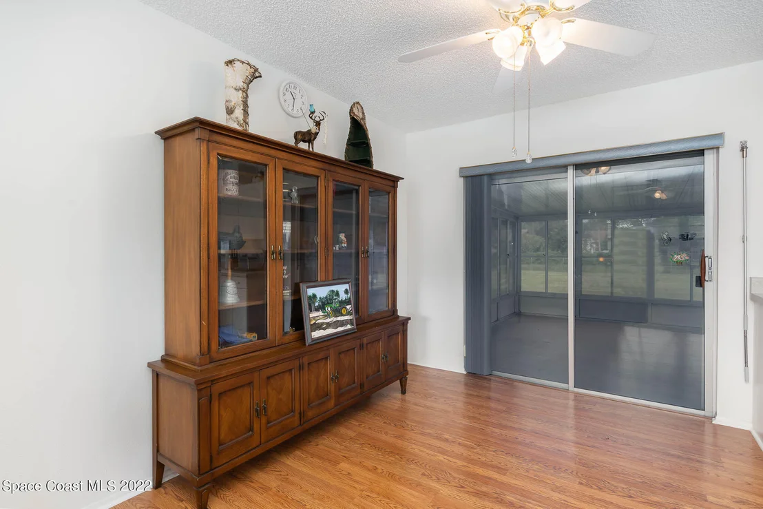 Photo of 261 E Haven Drive