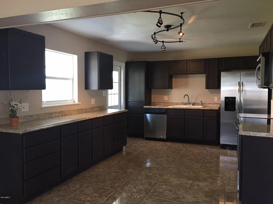 Photo of 2510 Allan Adale Road