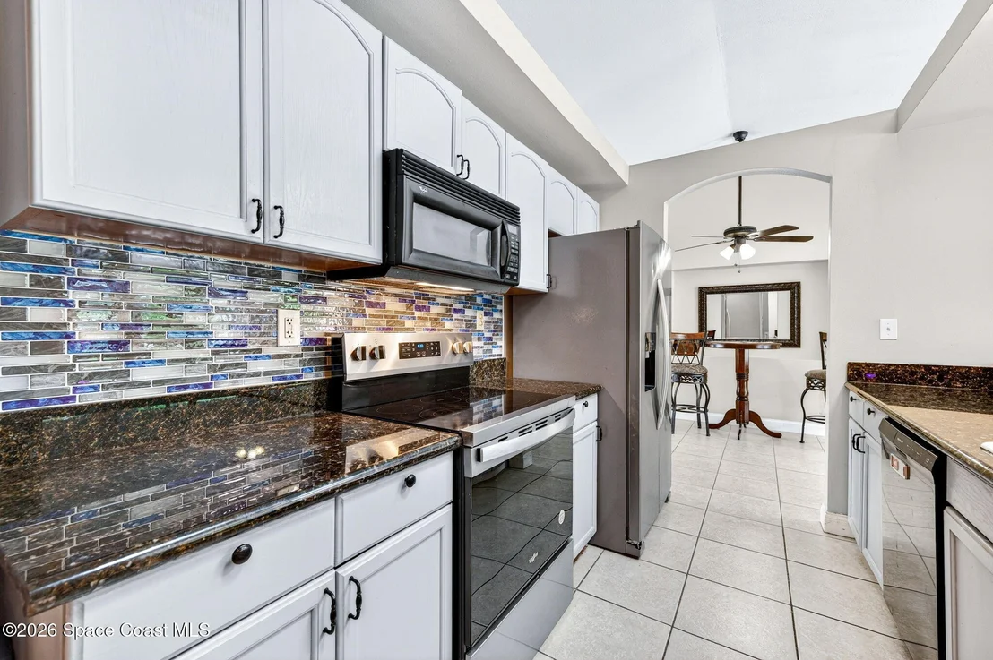 Photo of 719 Bianca Drive NE