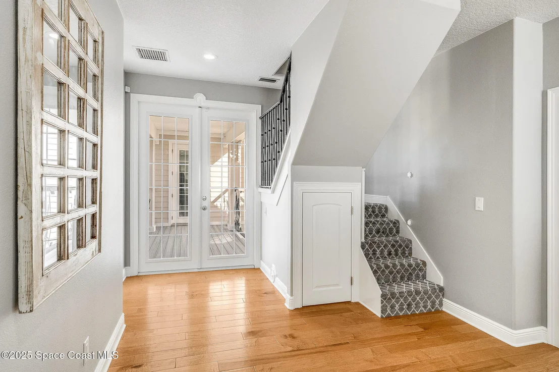 Photo of 4236 Hield Road NW