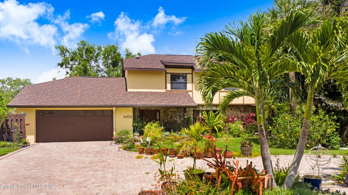 Photo of 1102 Fairlawn Drive