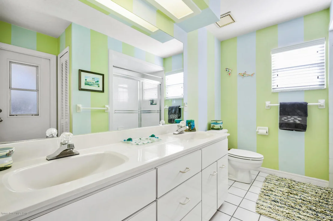 Photo of 393 Peregrine Drive
