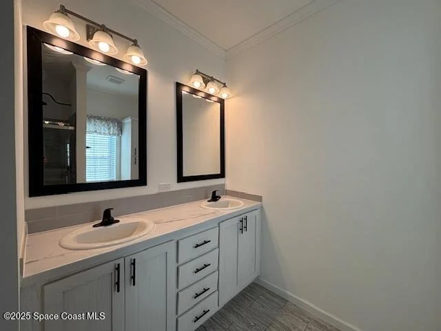 Photo of 571 Tarpon Drive