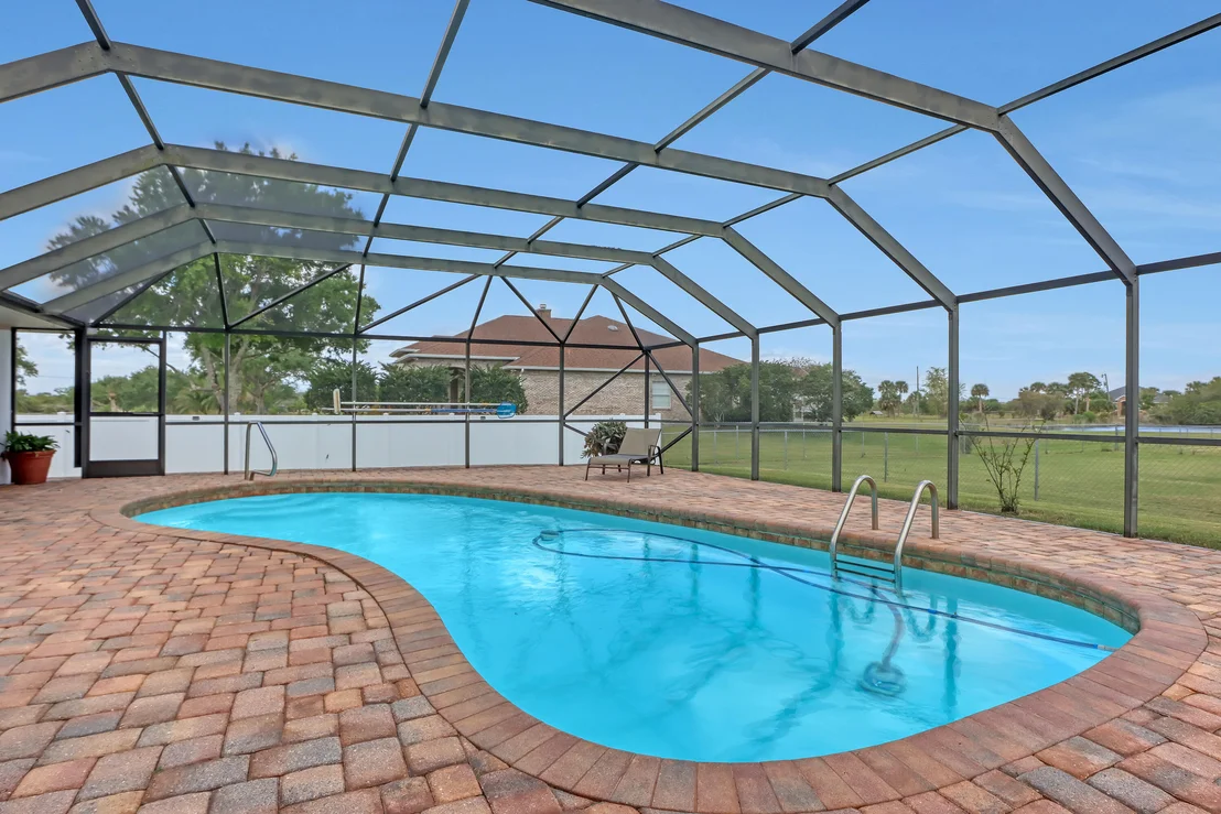 Photo of 1840 Barton Boulevard