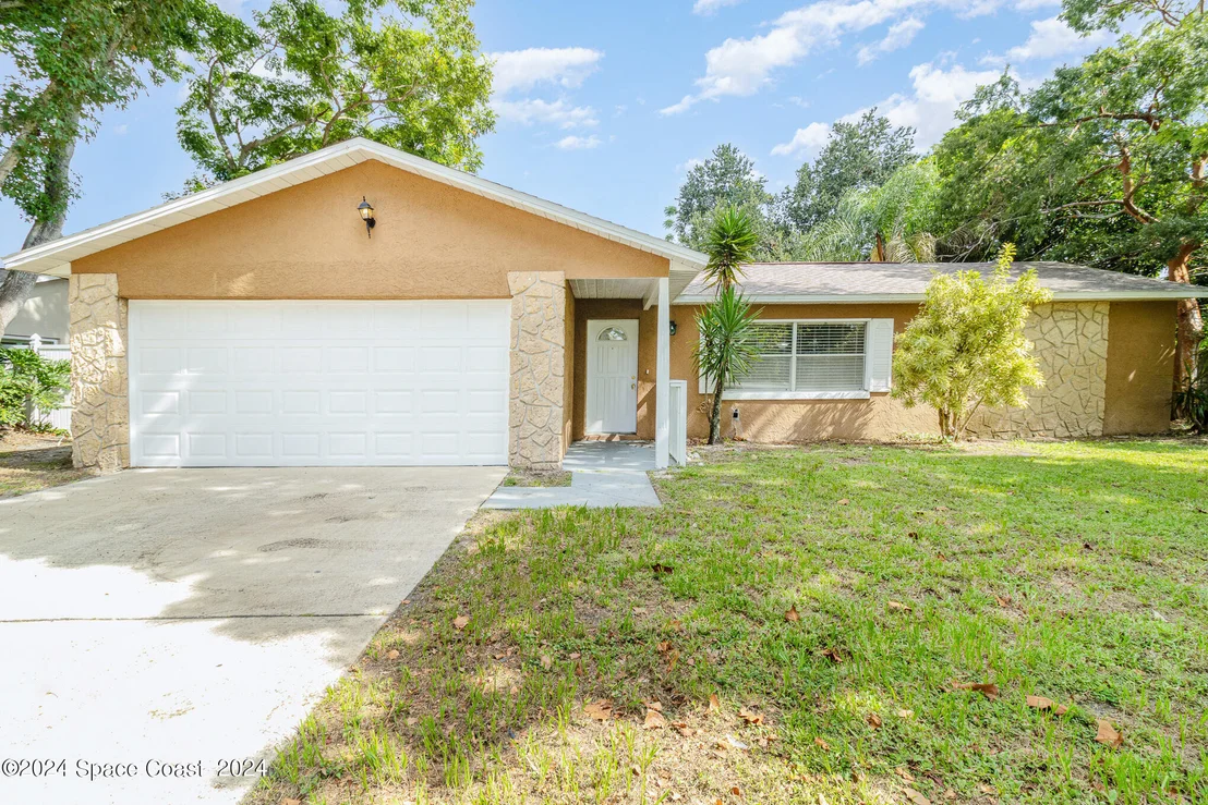 Photo of 978 Sycamore Drive