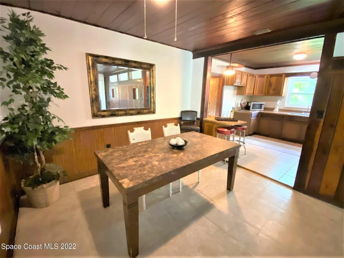 Photo of 362 Palm Avenue