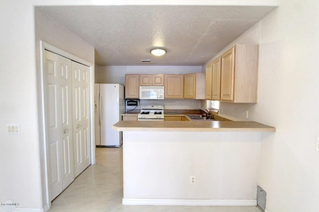 Photo of Unit 17 at 1332 Gem Circle