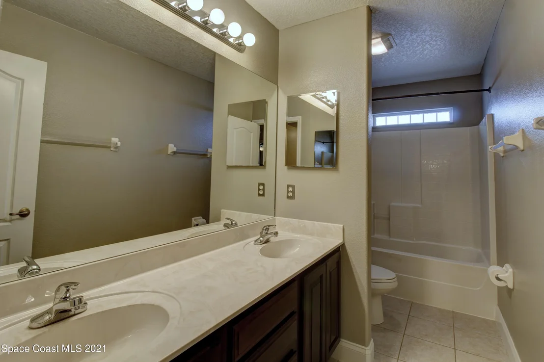 Photo of 2231 Bridgeport Circle