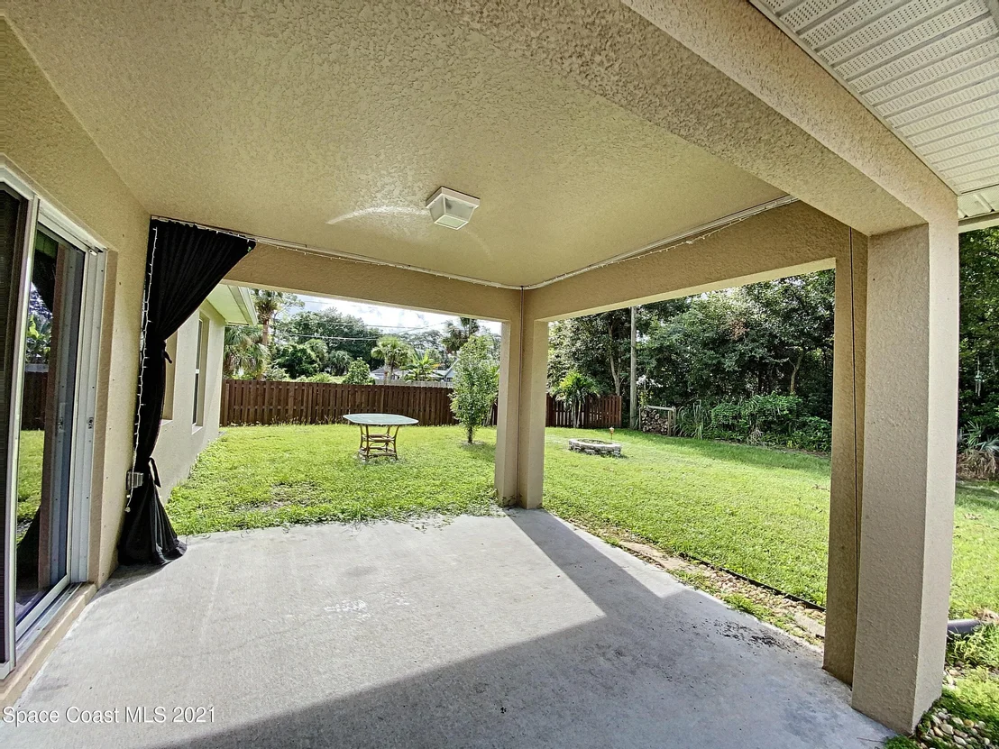 Photo of 5475 Friendly Street