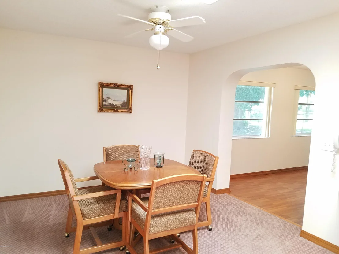 Photo of 993 Hibiscus Street
