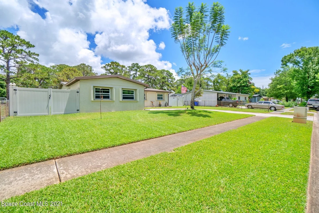 Photo of 1010 Medallion Drive
