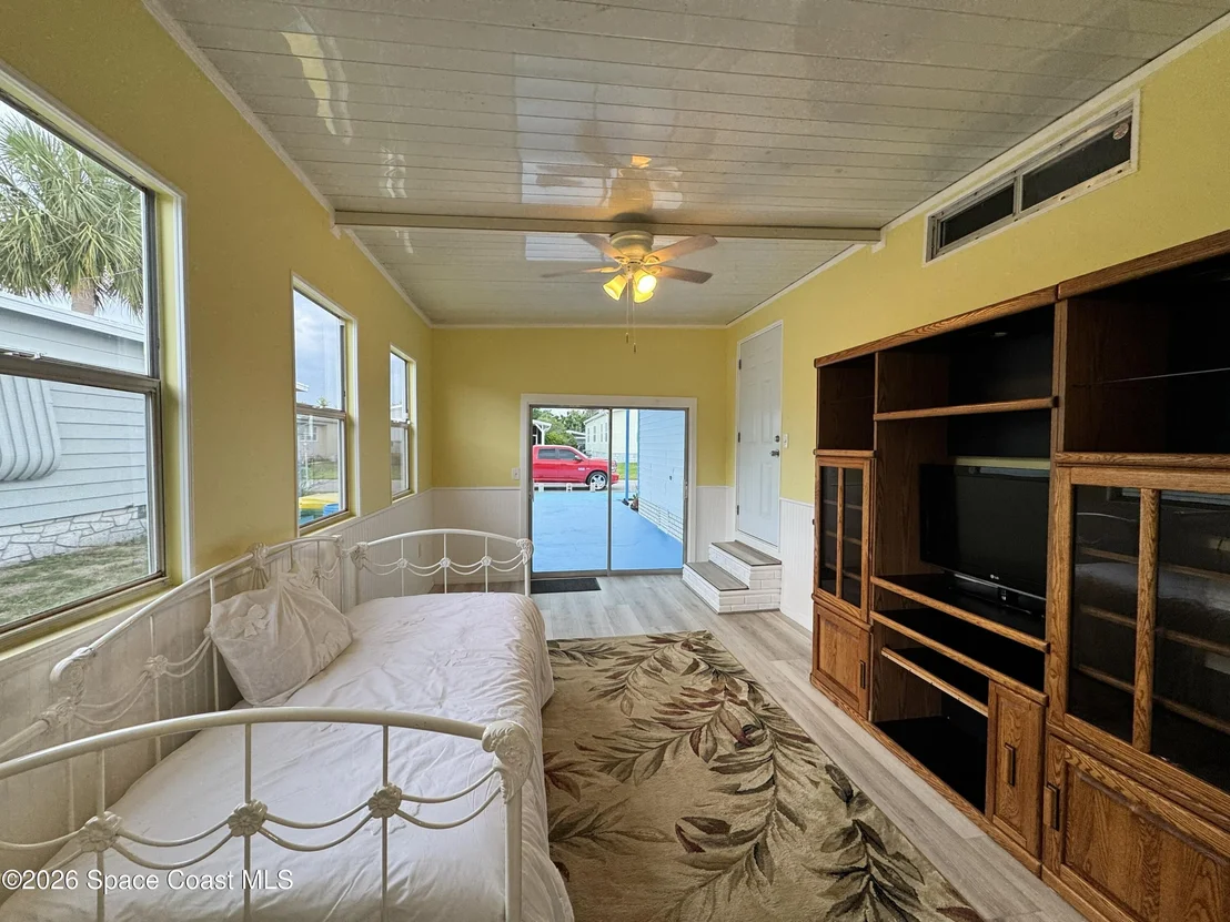 Photo of 805 Wren Circle
