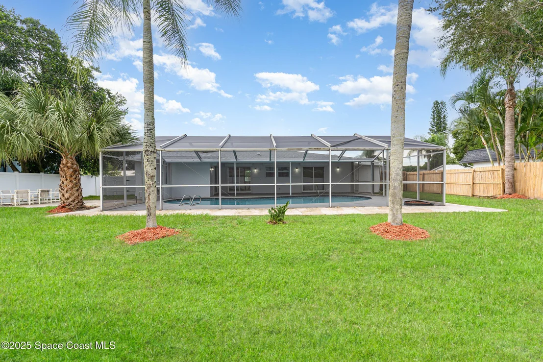 Photo of 750 Burman Lane NE