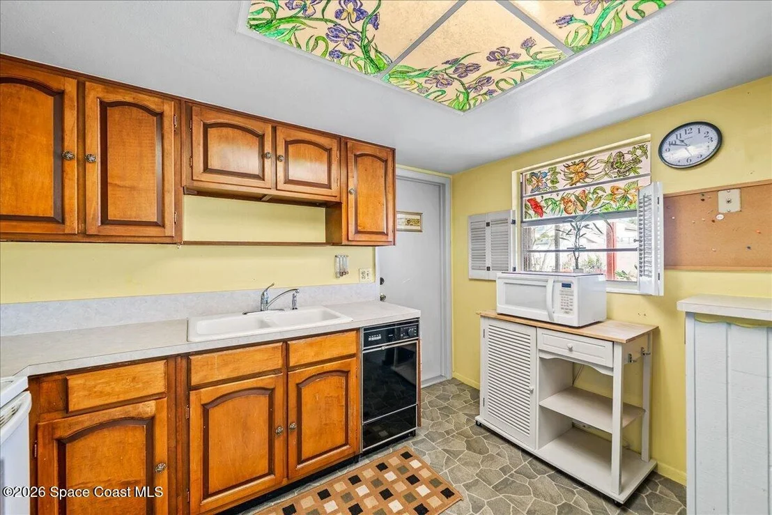 Photo of 1498 Birch Street
