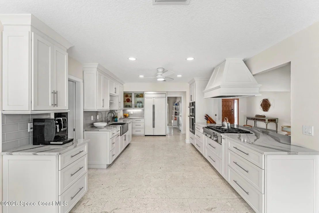 Photo of 207 Riverside Drive