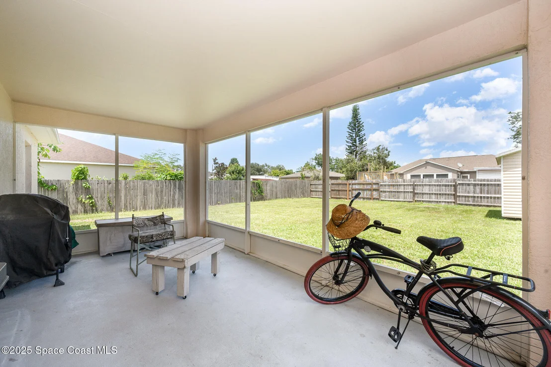 Photo of 6465 Grissom Parkway