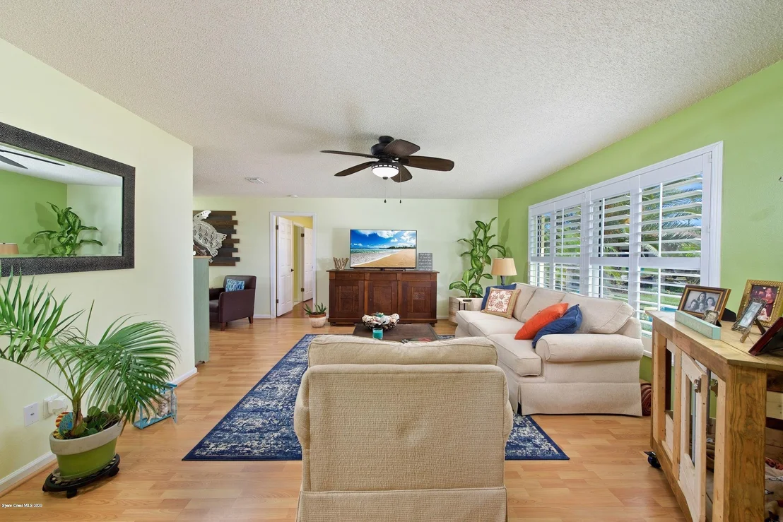 Photo of 770 Hibiscus Drive