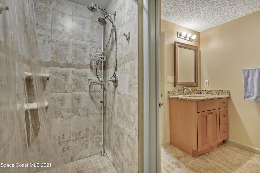 Photo of 2502 Meadow Lane