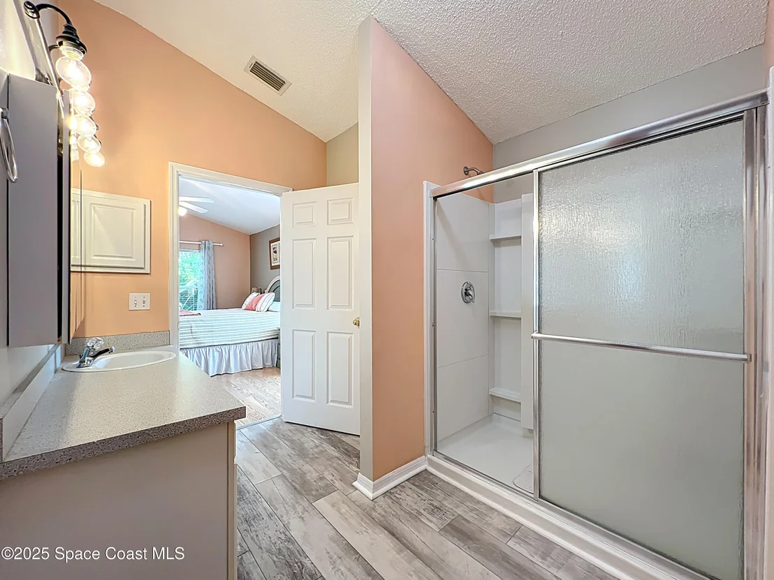 Photo of 1360 Olde Bailey Lane
