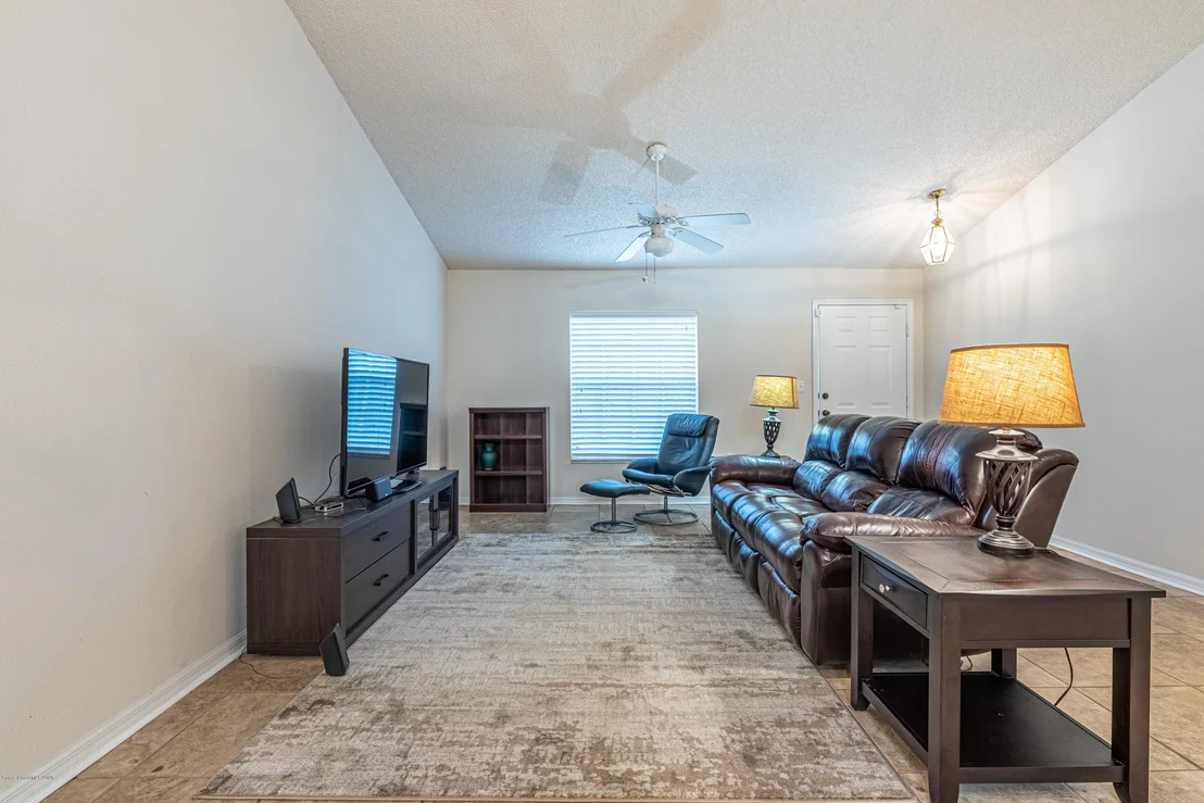 Photo of 2736 Fields Avenue SE
