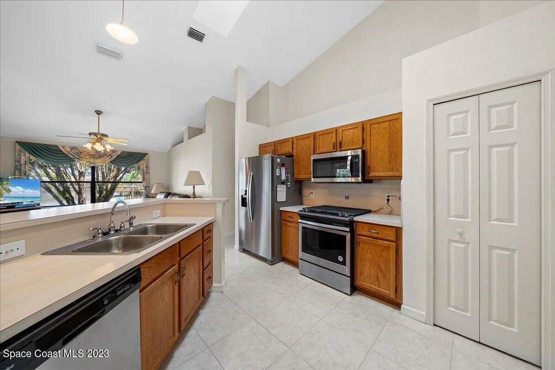 Photo of 1840 Blue Heron Drive