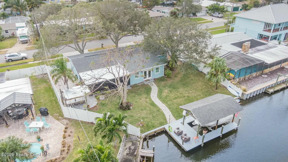 Photo of 407 Sandpiper Drive
