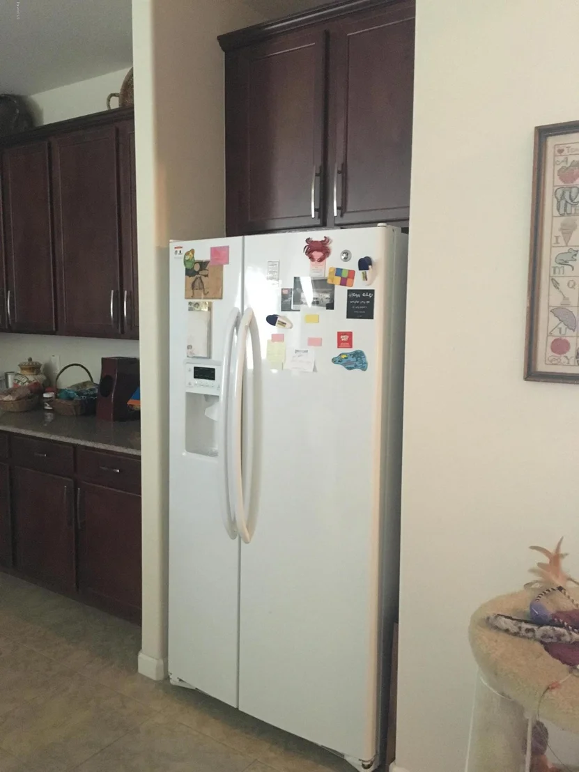 Photo of 337 SE Abernathy Circle