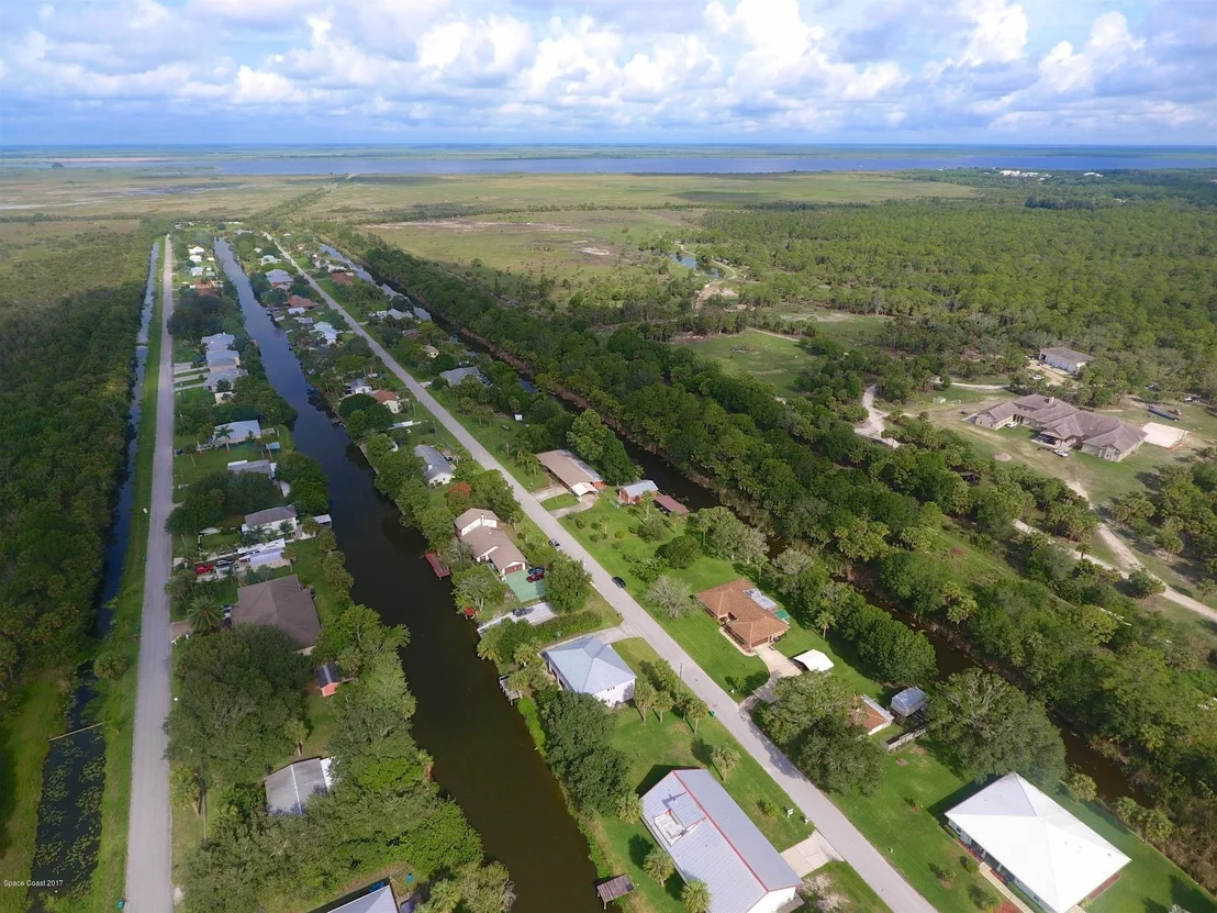 Photo of 4955 Evinrude Road