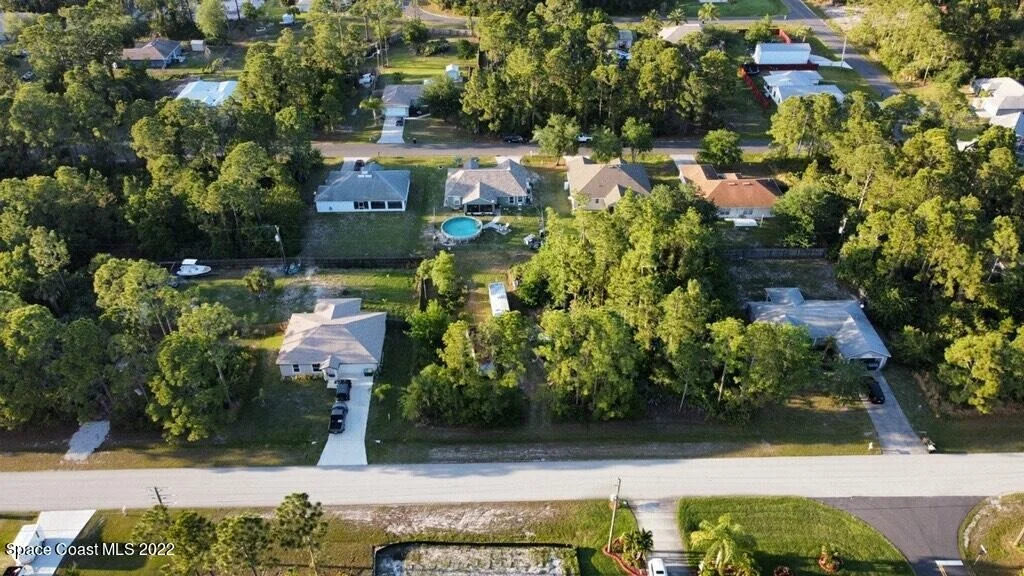 Photo of 816 Tedder Road SE