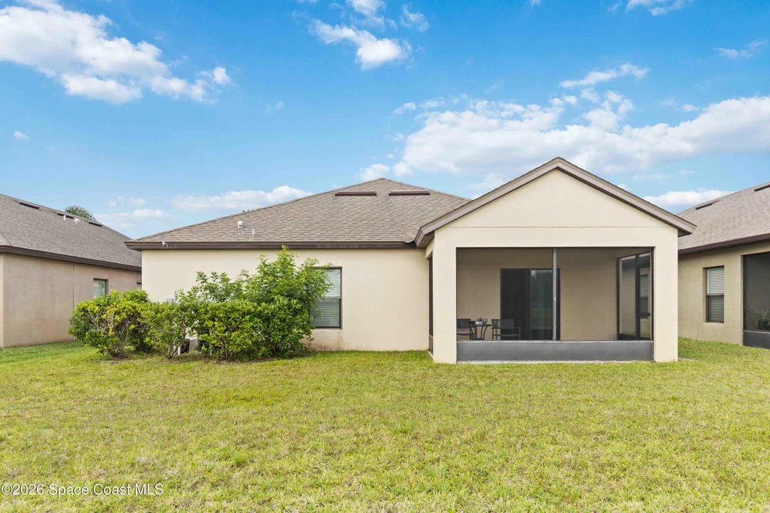 Photo of 577 Trymore Drive SE