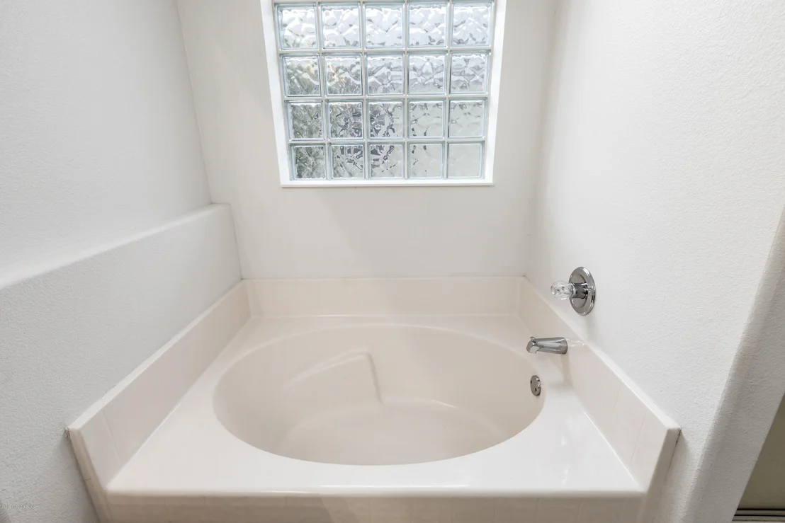 Photo of 1600 Bridgeport Circle