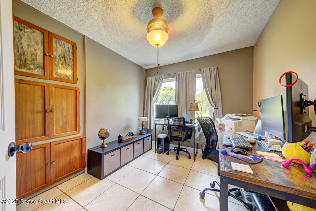 Photo of 5370 Holden Road