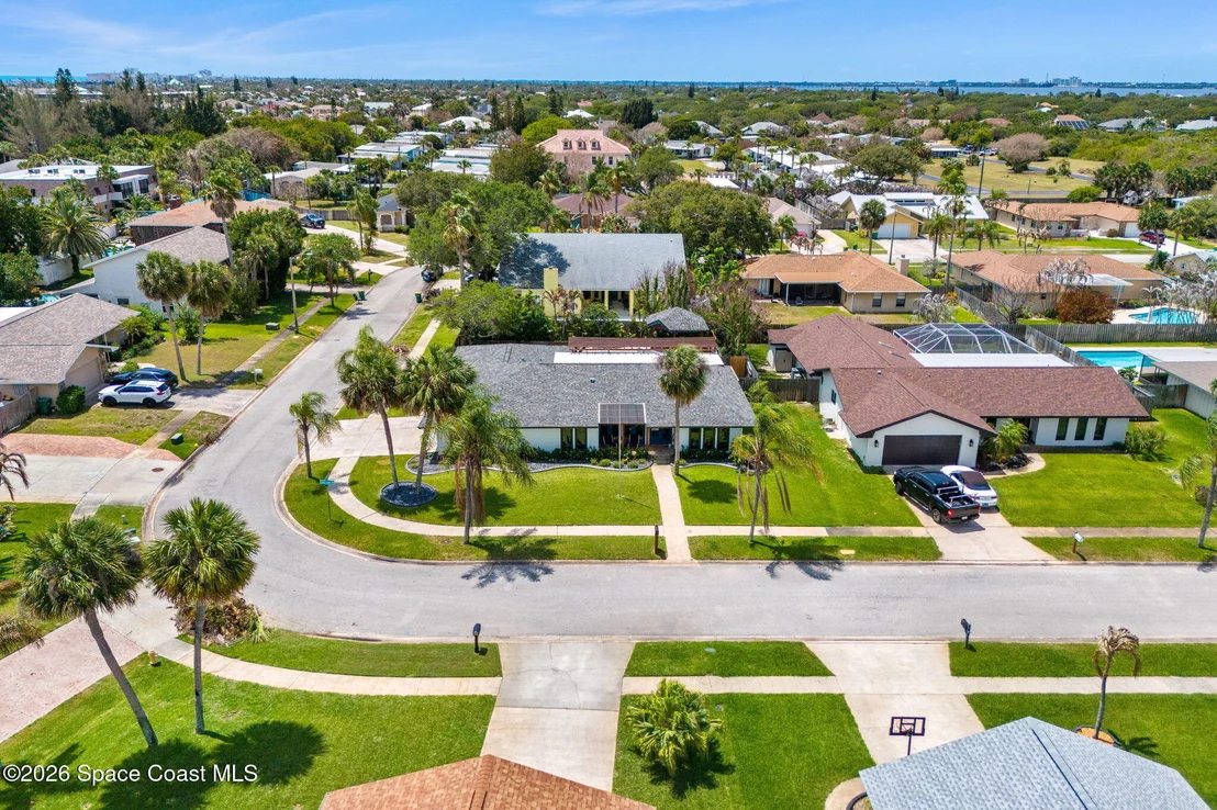 Photo of 127 Sand Pine Road