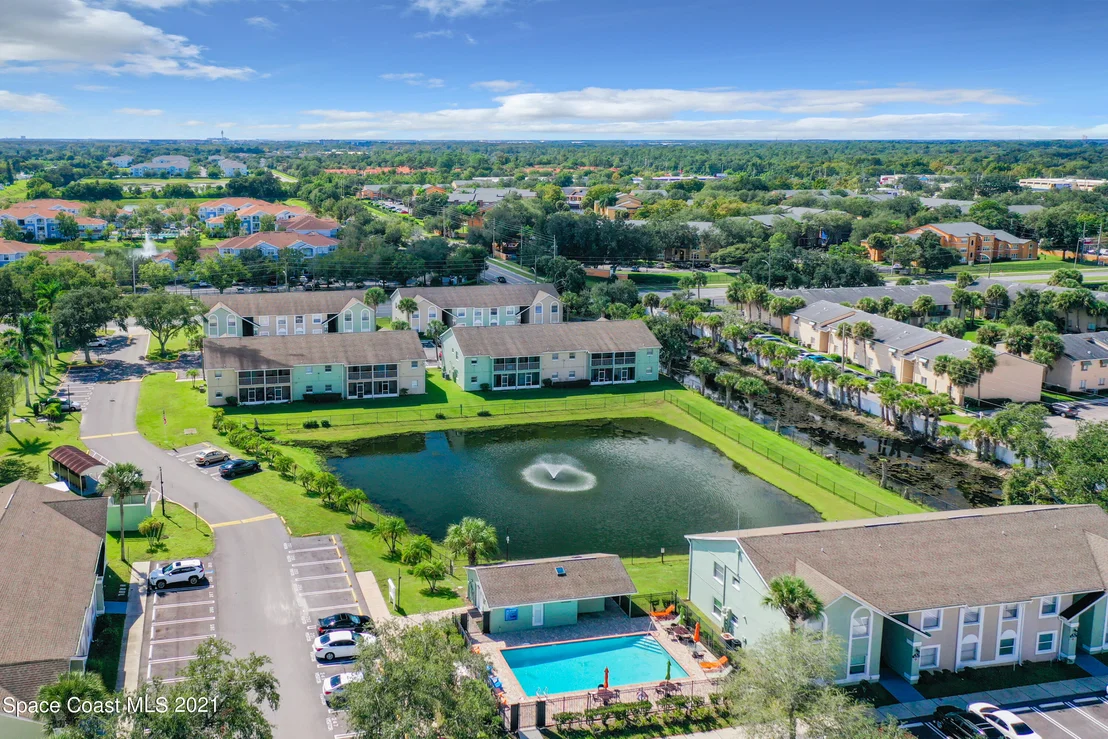 Photo of Unit 3 at 4100 Pershing Pointe Place